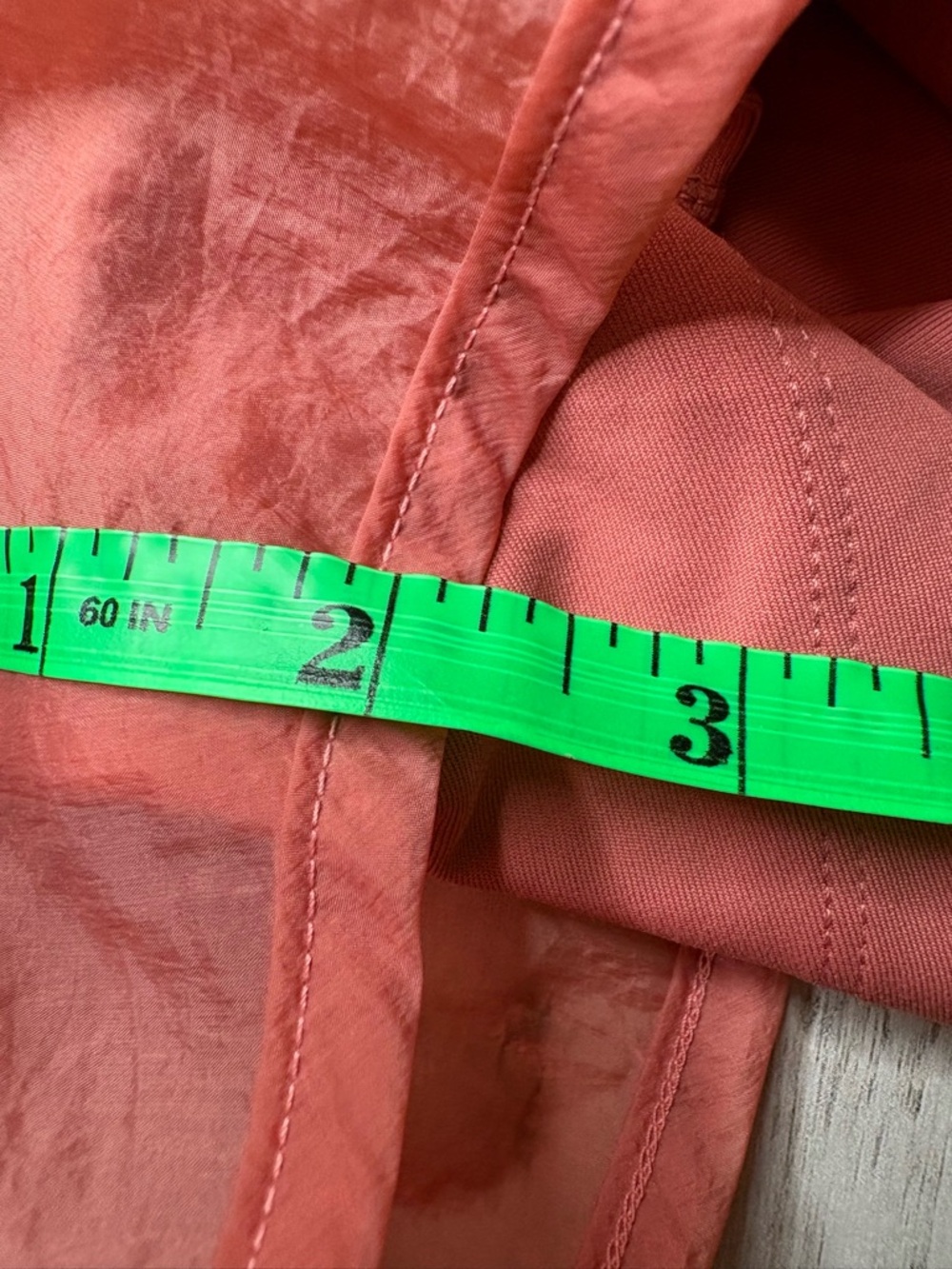 Old Navy High Waisted Lightweight Water- repellent 2-in-1 Run Shorts, Size 2X - Picture 11 of 16